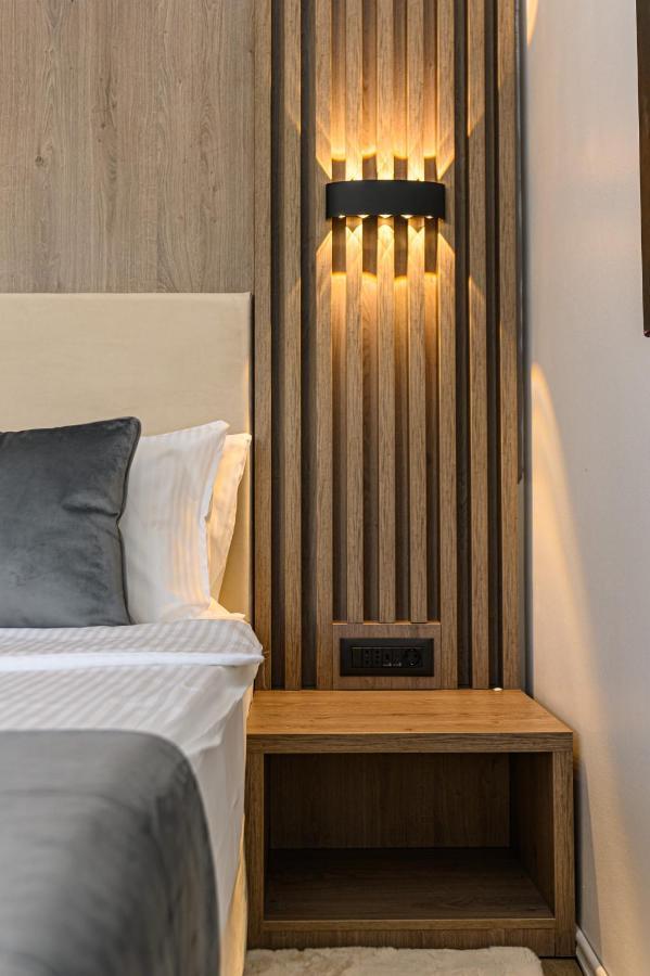 Unique Boutique 4* Bukarest