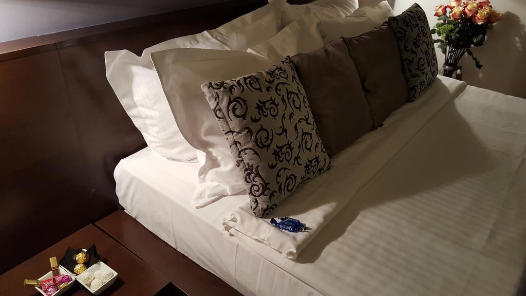 Unique Boutique Hotel Bucharest